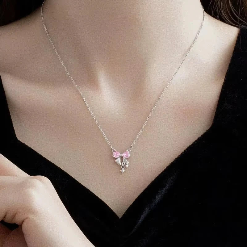 Sweet Pink Bow Pendant Necklaces Ladies Girls Sparkling Rhinestone Clavicle Chain Delicate Wedding Daily Dating Accesories K