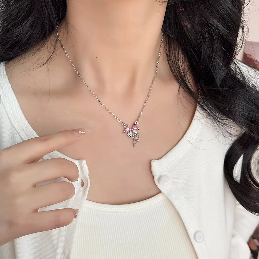 Sweet Pink Bow Pendant Necklaces Ladies Girls Sparkling Rhinestone Clavicle Chain Delicate Wedding Daily Dating Accesories K